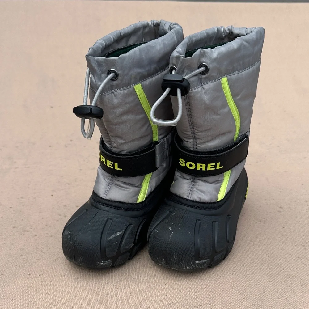 Sorel Flurry Kids Snow Boots - Size 9